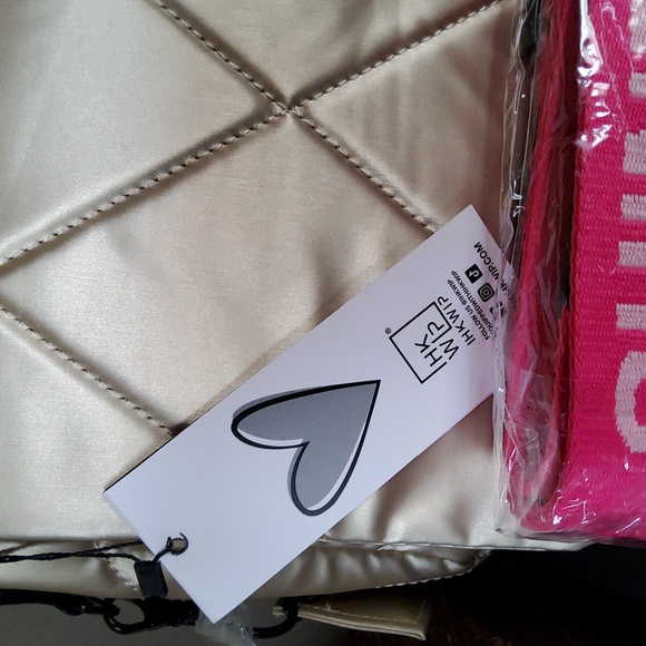 NWT Shawn Killinger Champagne Shine Bag - Picture 3 of 4